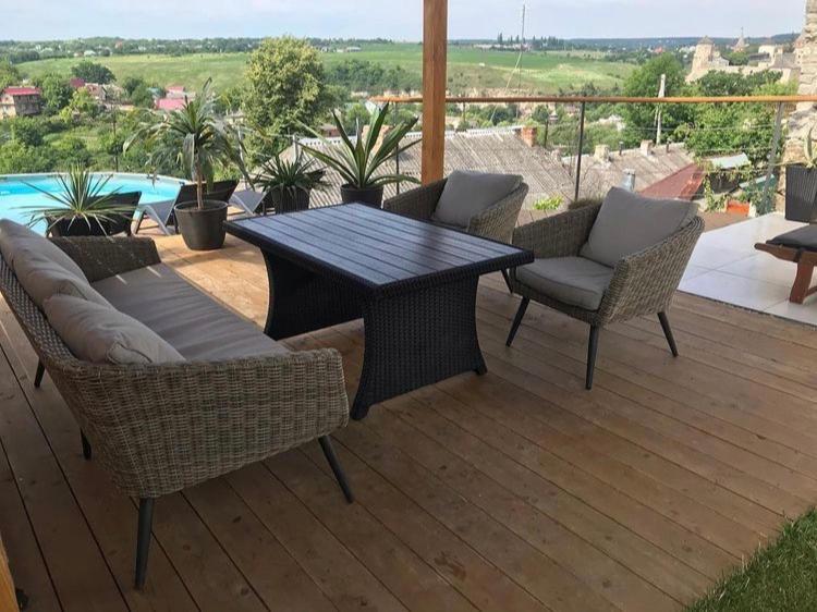 Tatsopus Villa Kamjanets-Podilskyj Exteriör bild