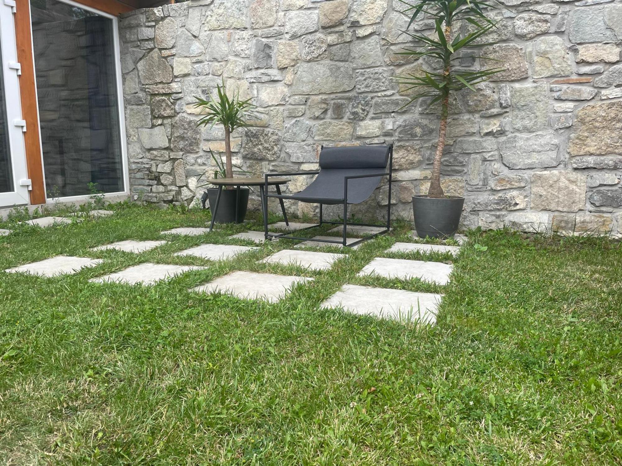 Tatsopus Villa Kamjanets-Podilskyj Exteriör bild